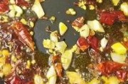 爆料香辣鱿鱼的做法视频,美味诱人，简单易学的家常菜做法